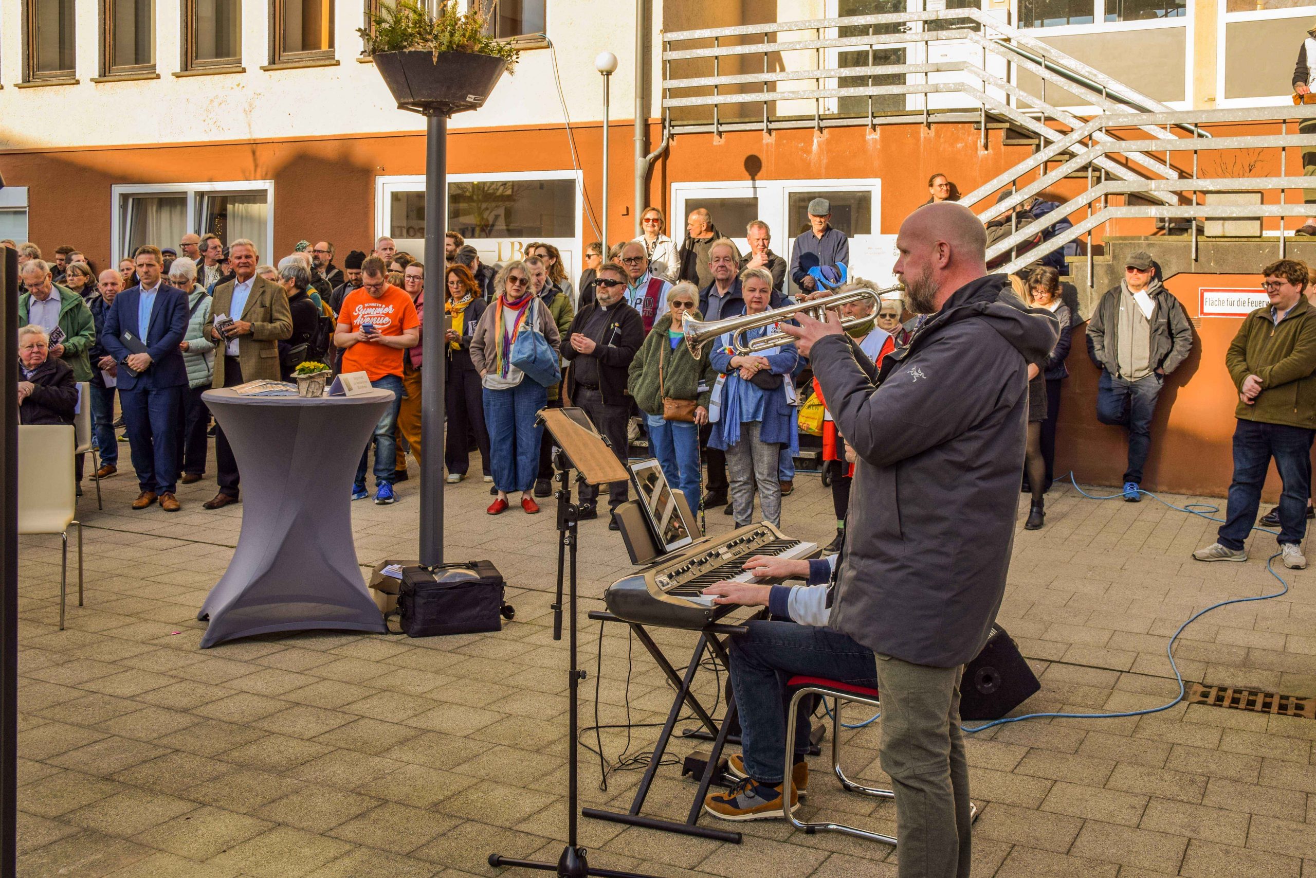 Zwei Musiker sorgten für die musikalische Begleitung der Veranstaltung